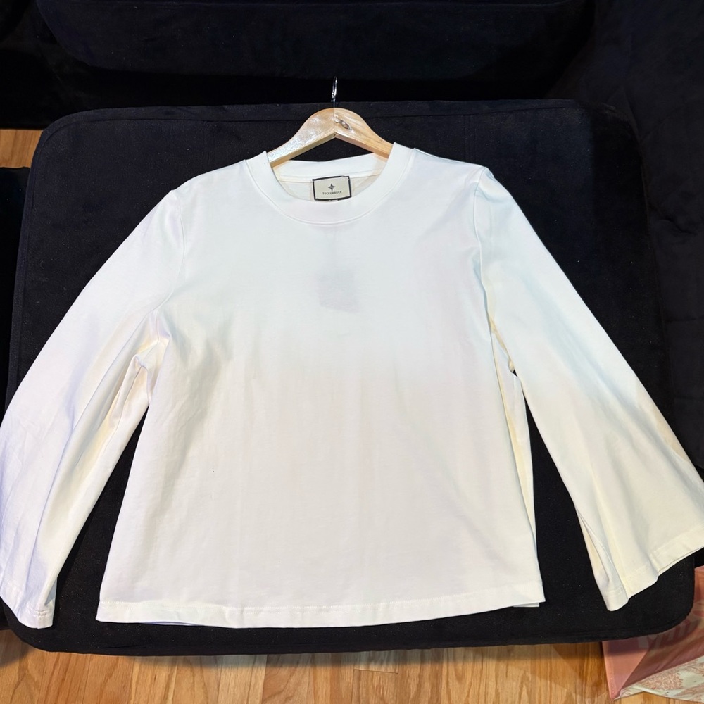 Tuckernuck Adler White Long Sleeve Tee Shirt NWT size L